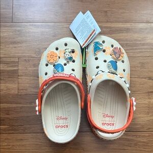 Nwt Moana crocs